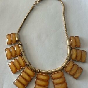 Elegant Gold and Tan Necklace